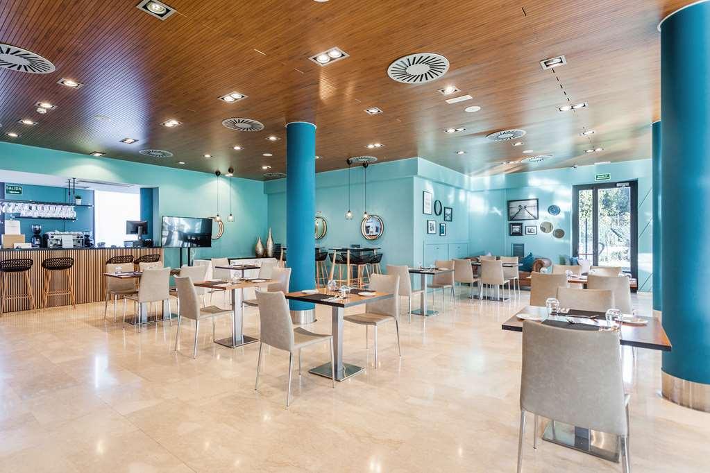Azz Valencia Tactica Hotel Патерна Номер фото